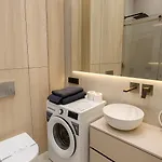 Luxury Budapest 2 *