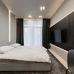 Luxury Budapest 2 *