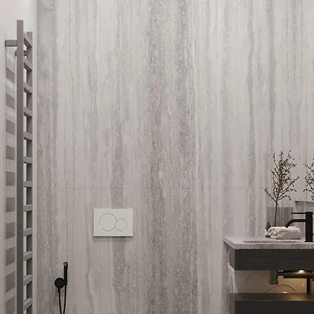 Luxury Budapest 2 乌日霍罗德