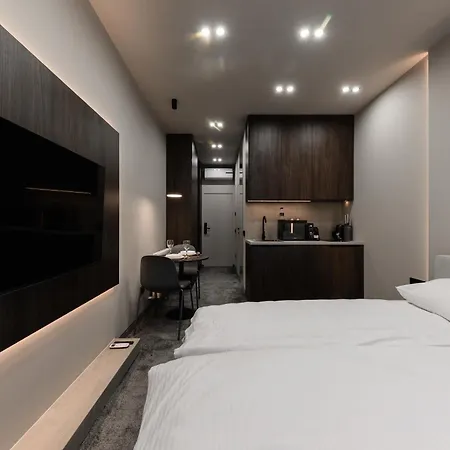 Apartment Evuri Budapest 2 *