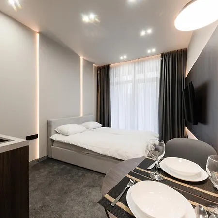 Evuri Budapest 2 Užhorod