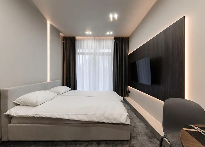 Luxury Budapest 2 *